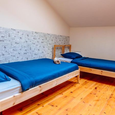 T&T Hostel & Apartments Красков Екстериор снимка
