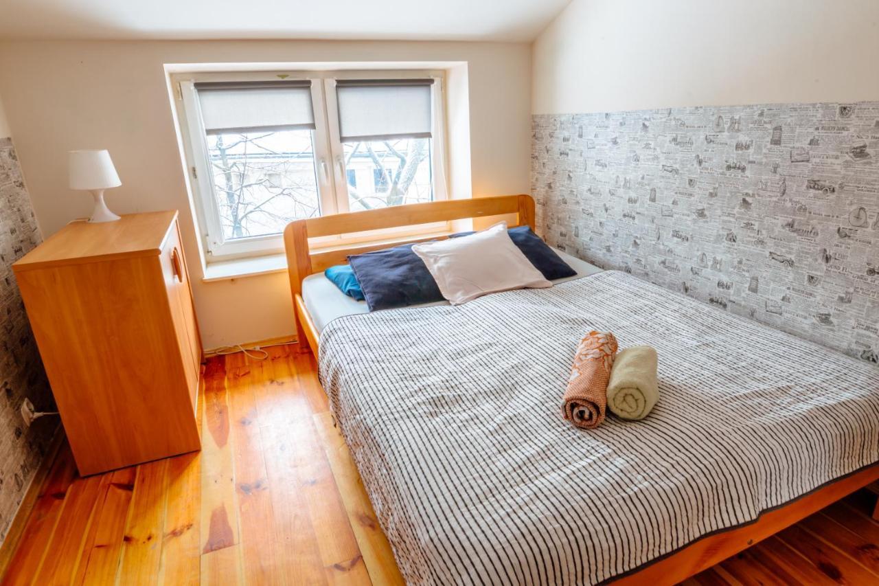 T&T Hostel & Apartments Красков Екстериор снимка