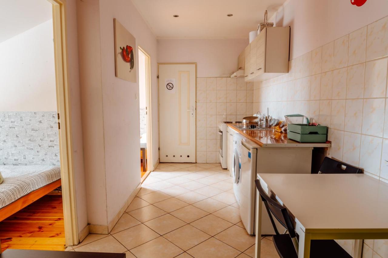 T&T Hostel & Apartments Красков Екстериор снимка