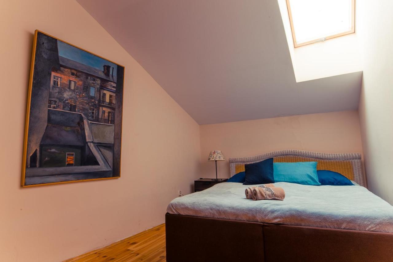 T&T Hostel & Apartments Красков Екстериор снимка
